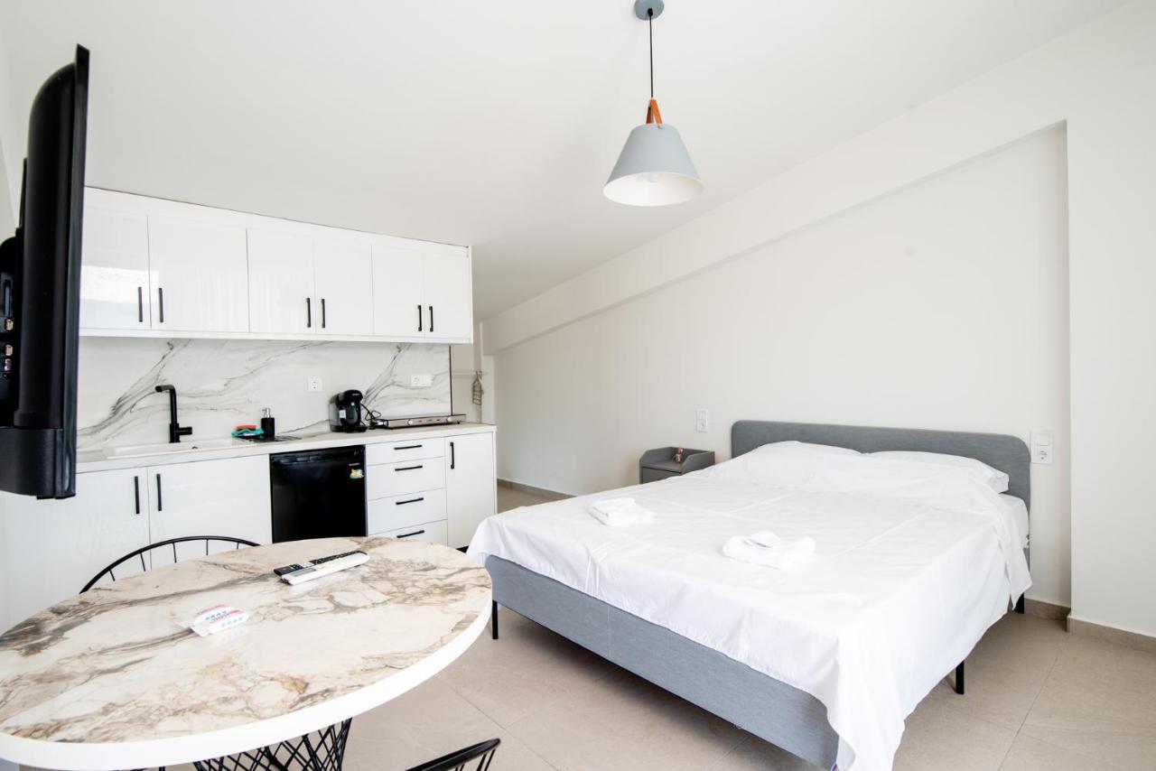 Ennea Suites-Null Suite Flámbouras エクステリア 写真
